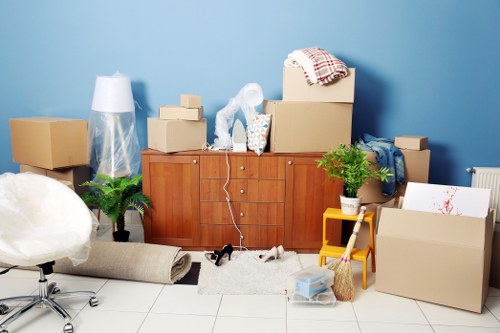 Short-term storage units in Cudham for household items